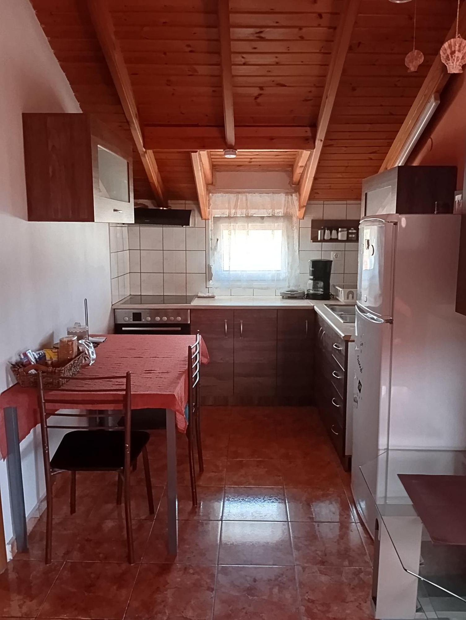 Noufara Apartments Néa Meságkala Esterno foto