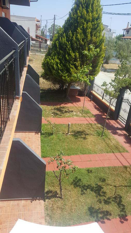 Noufara Apartments Néa Meságkala Esterno foto